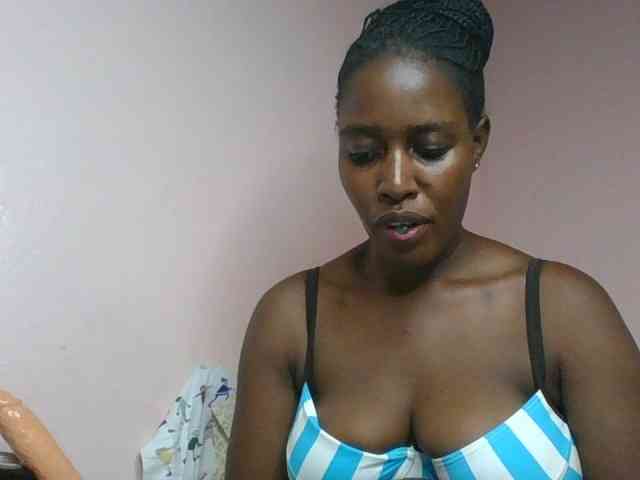 cute-africanah webcam