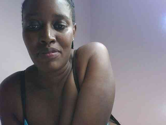 cute-africanah webcam