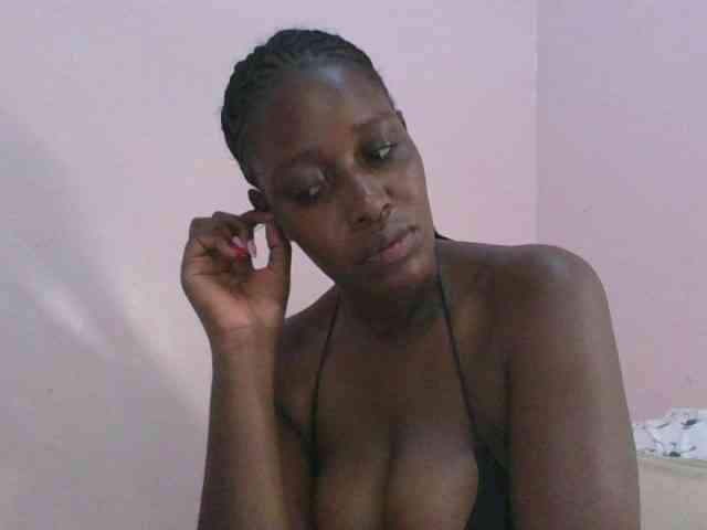 cute-africanah webcam