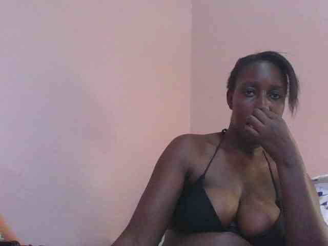 cute-africanah webcam