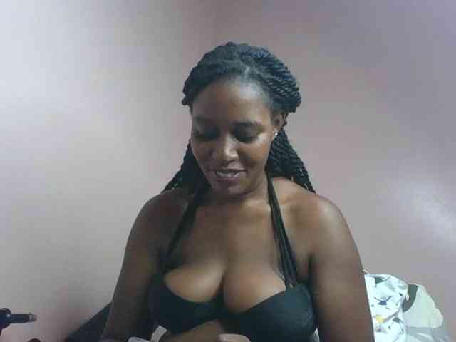 cute-africanah webcam