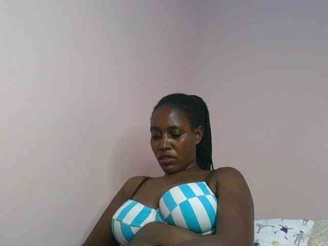 cute-africanah webcam