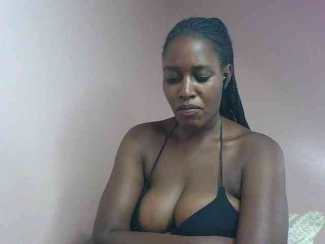 cute-africanah webcam