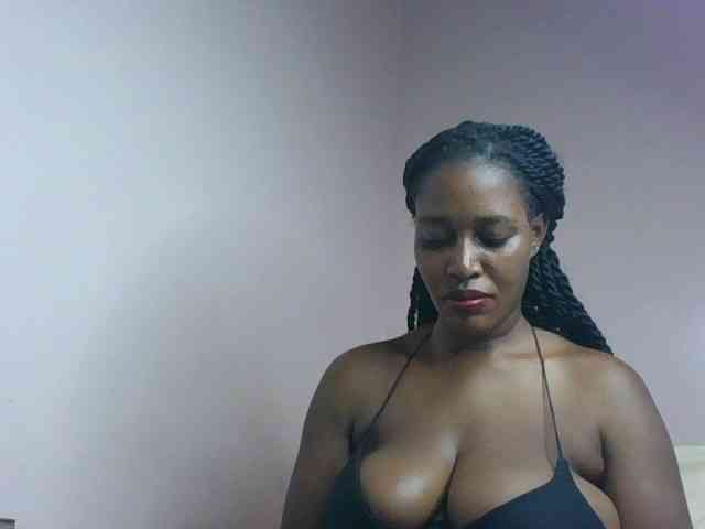 cute-africanah webcam