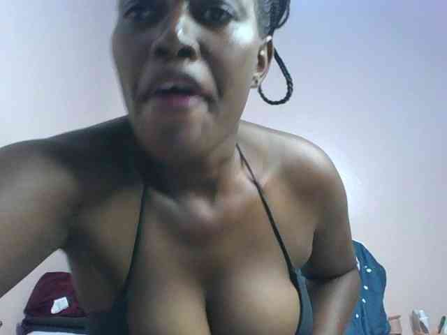 cute-africanah webcam