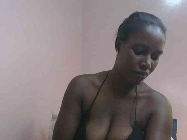 cute-africanah webcam