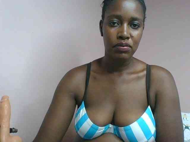 cute-africanah webcam