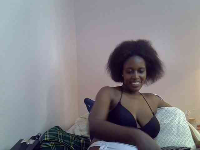 cute-africanah webcam