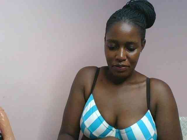 cute-africanah webcam