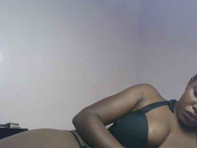 cute-africanah webcam