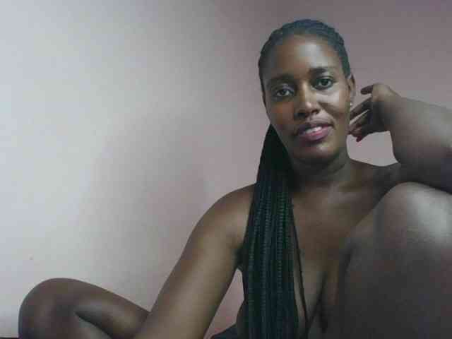 cute-africanah webcam