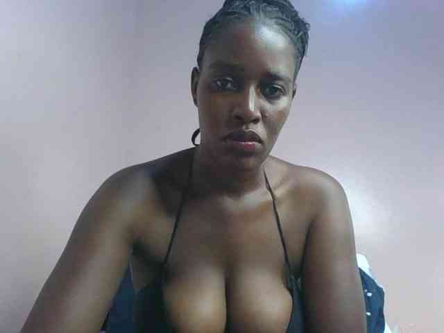 cute-africanah webcam