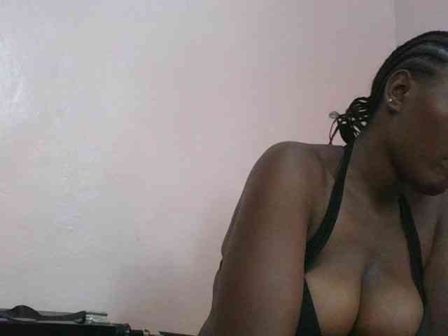 cute-africanah webcam