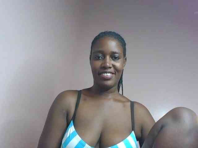 cute-africanah webcam