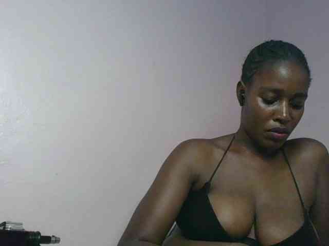 cute-africanah webcam