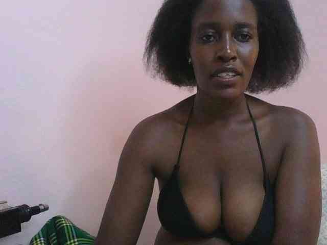 cute-africanah webcam