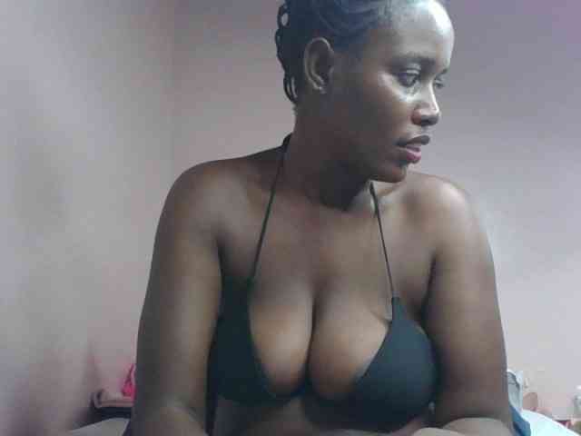 cute-africanah webcam