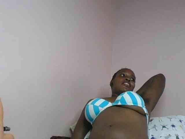 cute-africanah webcam