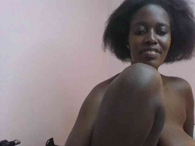 cute-africanah webcam