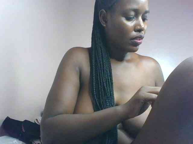 cute-africanah webcam