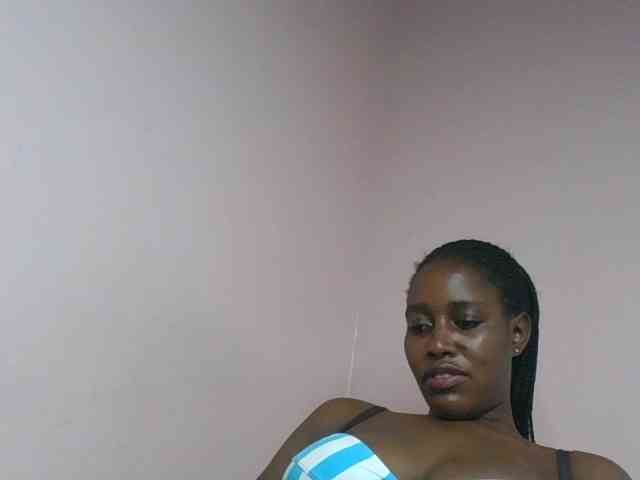cute-africanah webcam