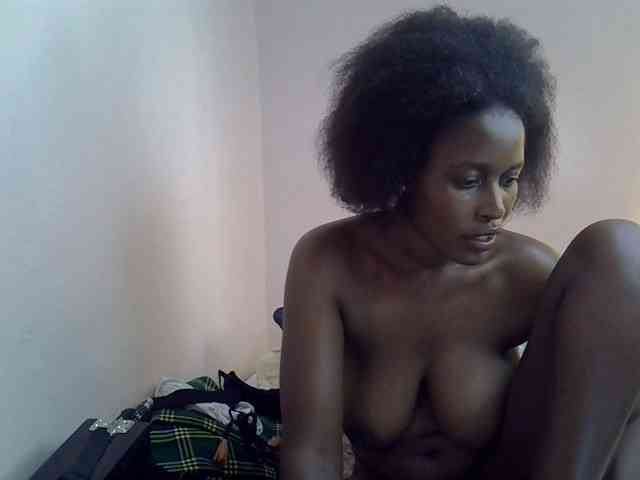 cute-africanah webcam