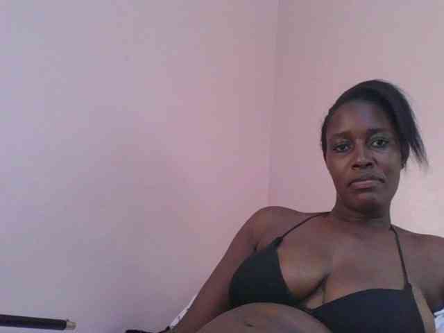 cute-africanah webcam