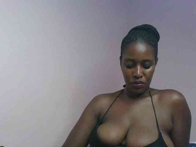 cute-africanah webcam
