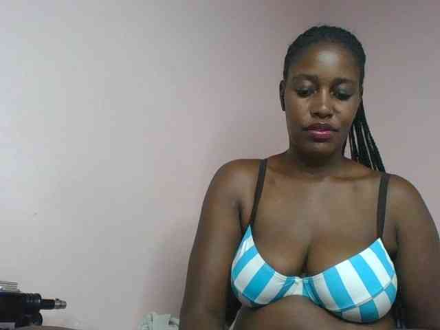 cute-africanah webcam