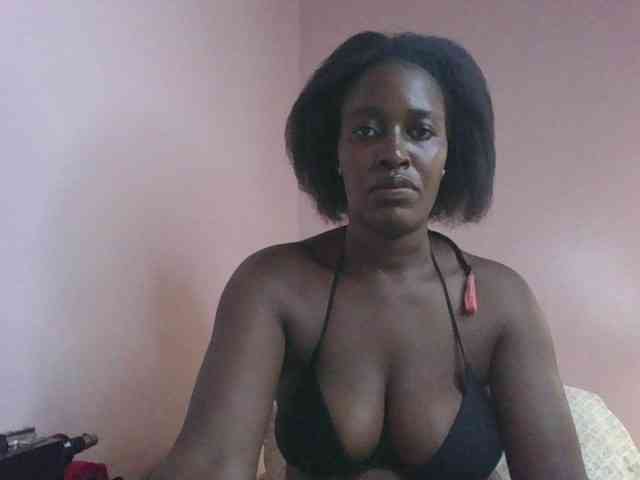 cute-africanah webcam