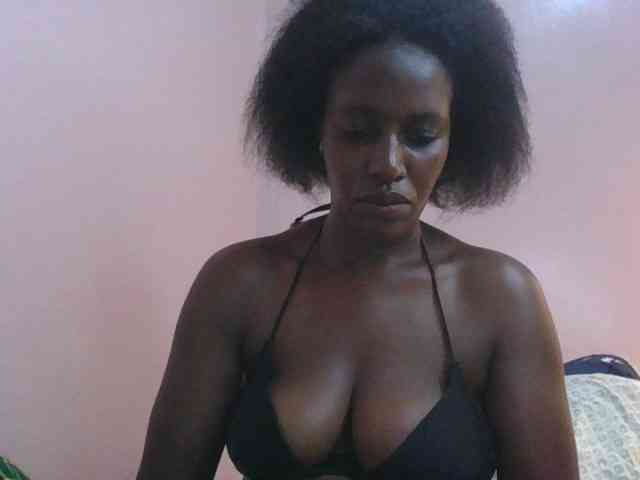 cute-africanah webcam