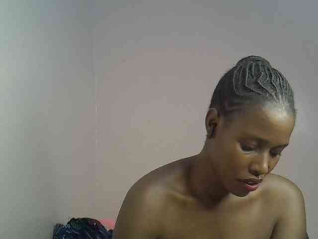 cute-africanah webcam
