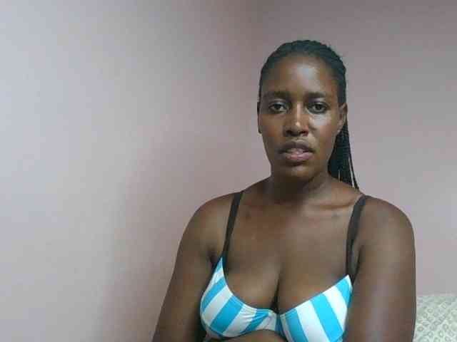 cute-africanah webcam