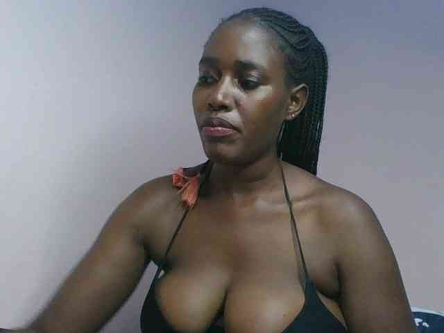 cute-africanah webcam