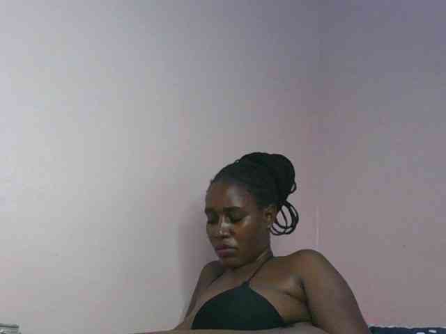 cute-africanah webcam