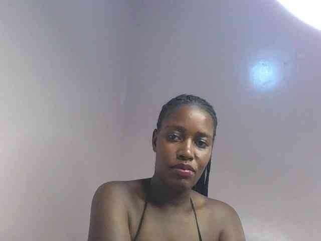 cute-africanah webcam