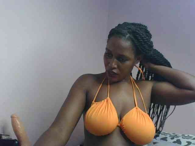 cute-africanah webcam