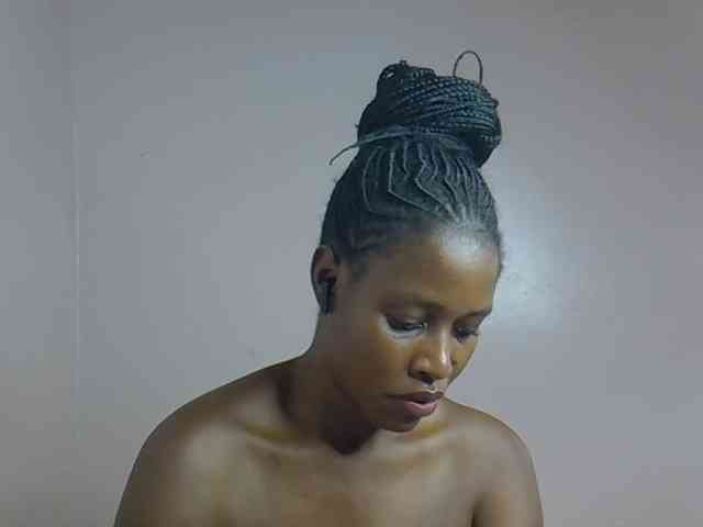 cute-africanah webcam