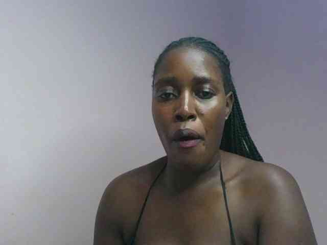 cute-africanah webcam