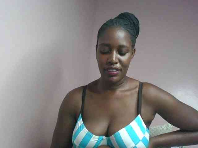 cute-africanah webcam