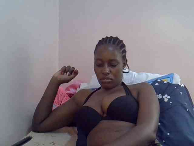 cute-africanah webcam