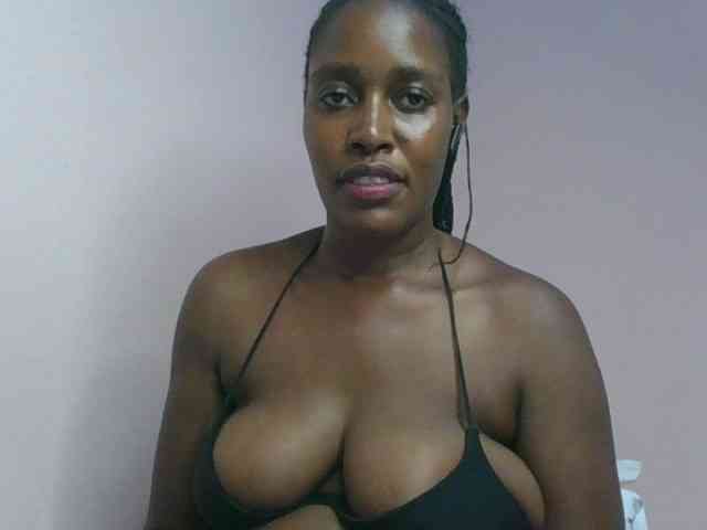 cute-africanah webcam