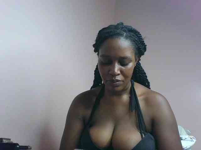 cute-africanah webcam