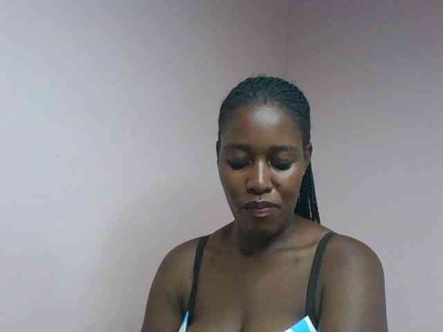 cute-africanah webcam