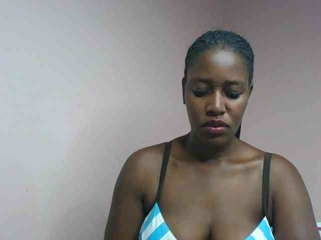 cute-africanah webcam
