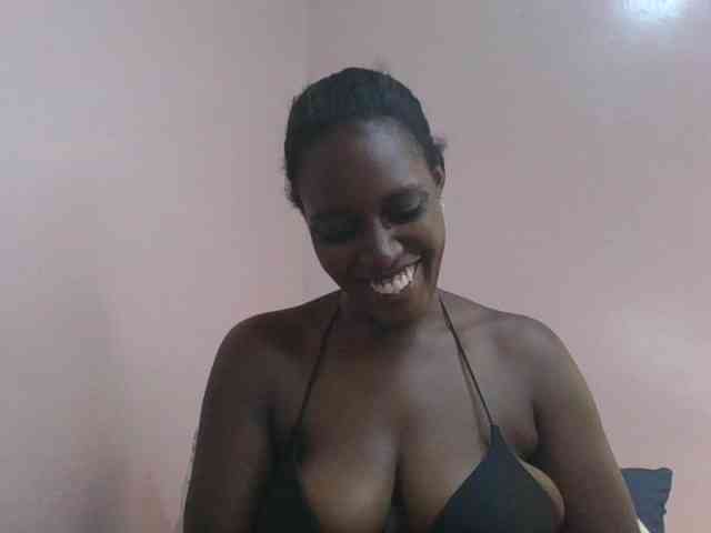 cute-africanah webcam