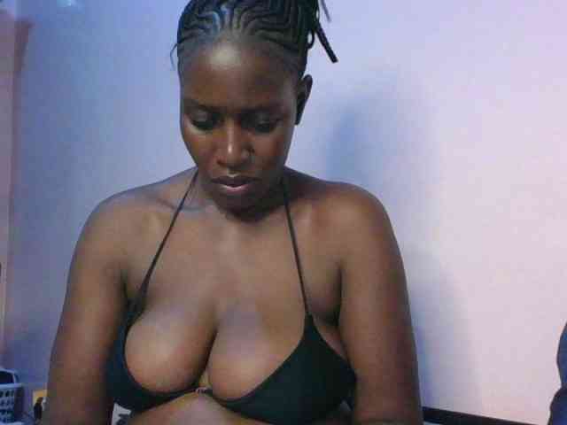 cute-africanah webcam