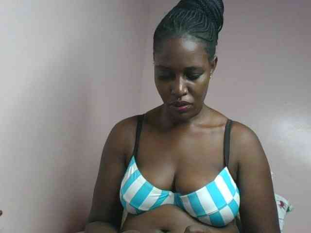 cute-africanah webcam