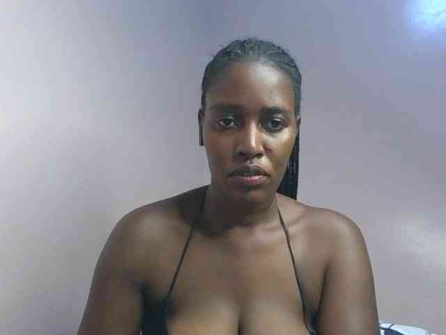 cute-africanah webcam