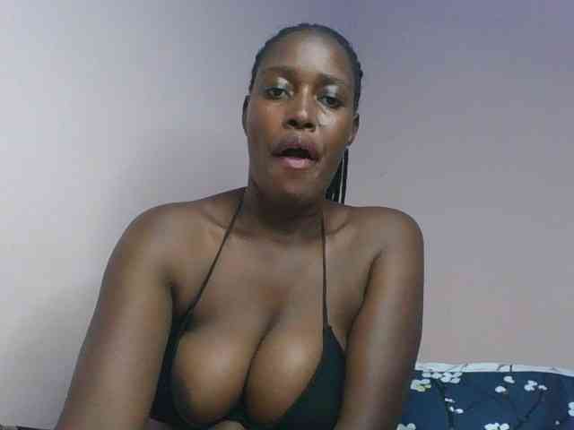 cute-africanah webcam